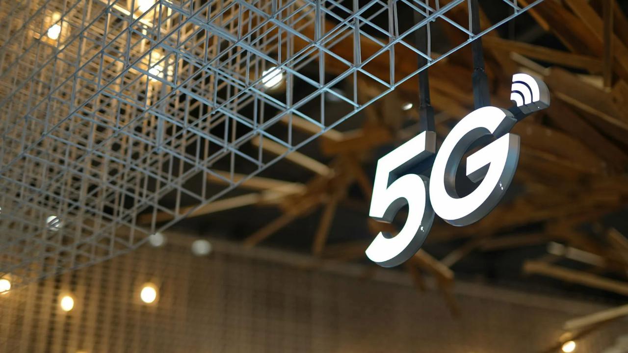Teknologi AI dan Cloud Percepat Optimalisasi Jaringan 5G di Indonesia
