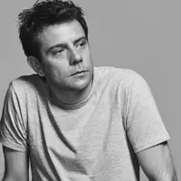 Ia menjabat sebagai creative director Dior women’s, men’s, dan couture.