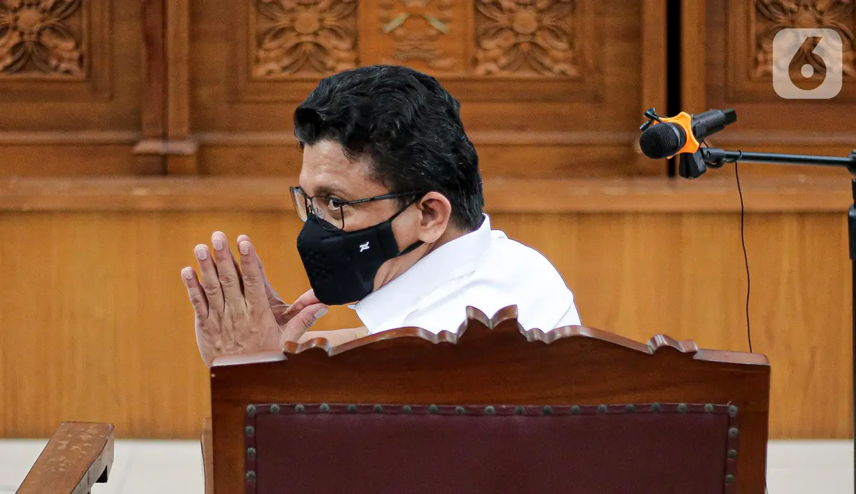 Terdakwa kasus pembunuhan Brigadir Nopriansyah Yosua Hutabarat atau Brigadir J, Ferdy Sambo menjalani sidang lanjutan dengan agenda mendengarkan keterangan saksi dari Jaksa Penuntut Umum (JPU) di Pengadilan Negeri Jakarta Selatan, Selasa (8/11/2022). Dalam sidang tersebut JPU menghadirkan 10 orang saksi. (Liputan6.com/Faizal Fanani)
