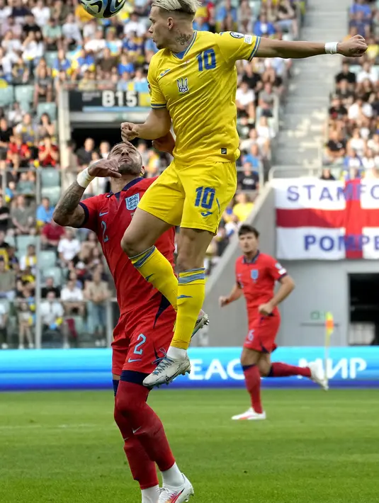 Sedangkan, Inggris menyamakan kedudukan lewat gol Kyle Walker pada empat menit sebelum waktu normal babak pertama usai. (AP Photo/Czarek Sokolowski)