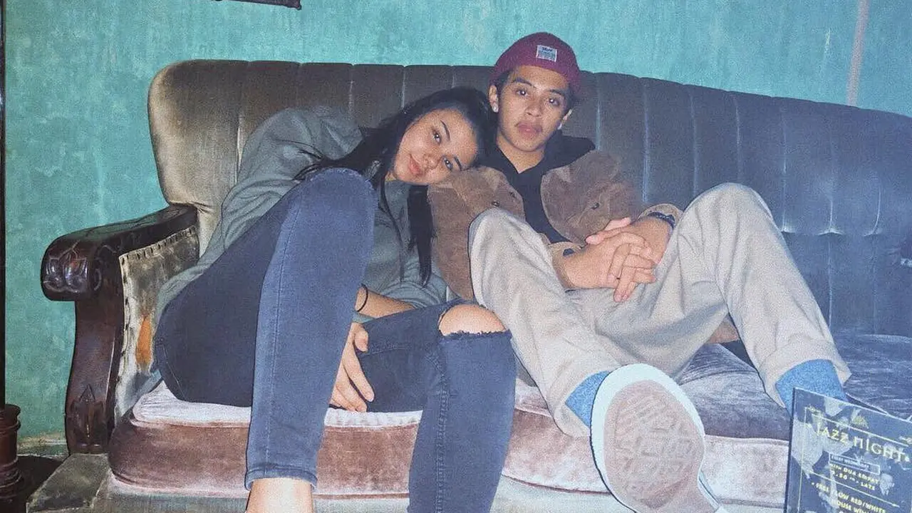 [Bintang] Tiana Mannering Pacar Baru Bastian Steel