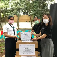 Program penyaluran 100.000 masker kain oleh The Executive. Sumber foto: Document/The Executive.