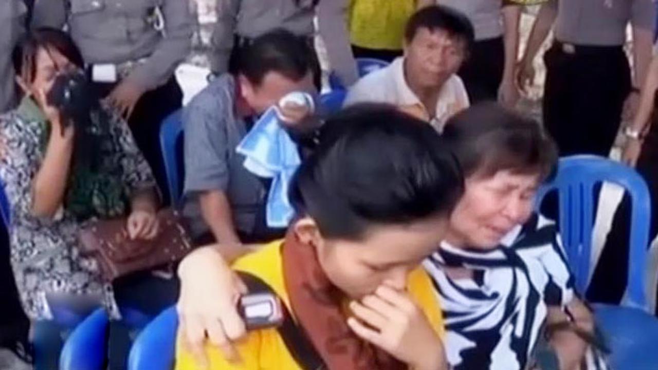 Keluarga Tunggu Hasil Identifikasi Korban Jatuhnya Trigana Air