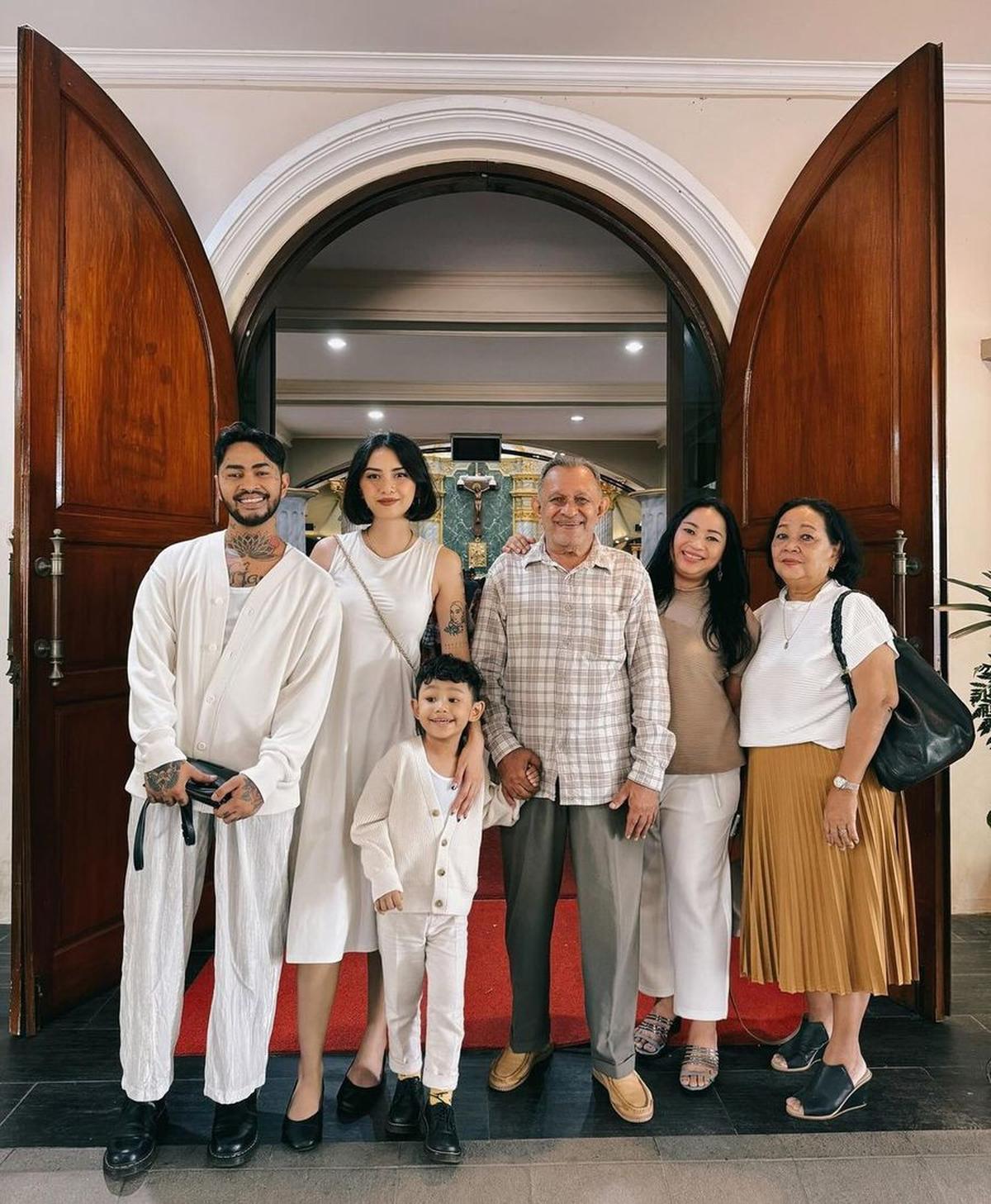 Momen Saat Rayakan Natalan Bersama&nbsp;