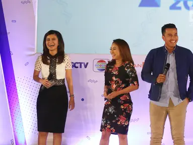 Presenter dan produser Liputan6 SCTV dan Fokus Indosiar membagi pengalaman sebagai jurnalis saat Emtek Goes To Campus 2018 (EGTC) di Universitas Gadjah Mada Yogyakarta, Rabu (17/10). EGTC ini diadakan pada 16-18 Oktober 2018 (Liputan6.com/Herman Zakharia)