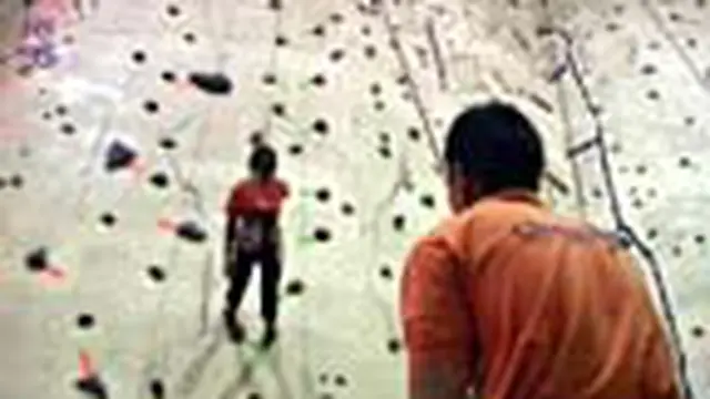 Panjat Tebing Aman Untuk Anak