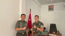 <p>Beberapa kali Aprilio Perkasa Manganang mengunggah potretnya saat mengenakan seragam TNI. Sejumlah perempuan pun mulai melancarkan gombalan kepadanya. (FOTO: instagram.com/manganang92/)</p>
