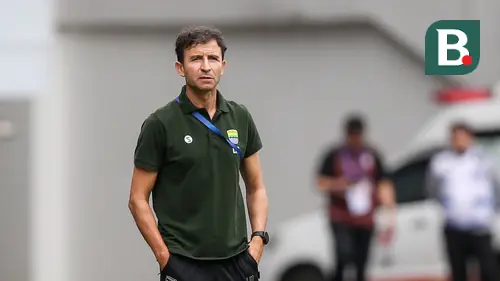 082662700_1676366921-20230214BL_BRI_Liga_1_2022-203_Persib_Vs_PSM_5
