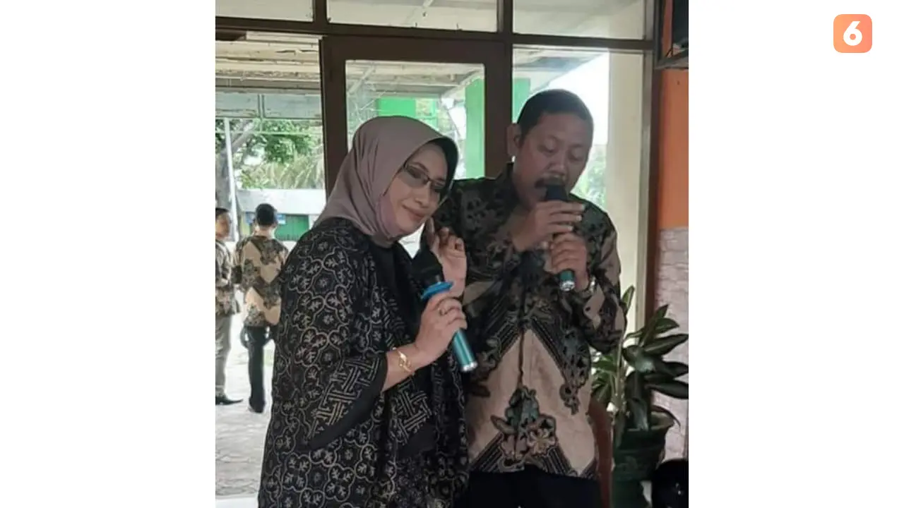 Camat Mattiro Sompe, Andi Asri dan istri (Liputan6.com/Istimewa)