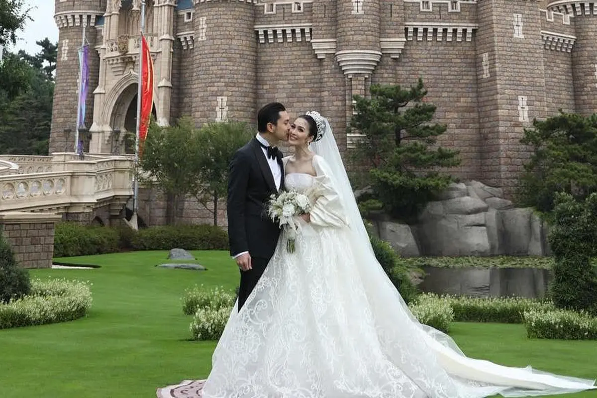 Sandra Dewi dan Harvey Moeis