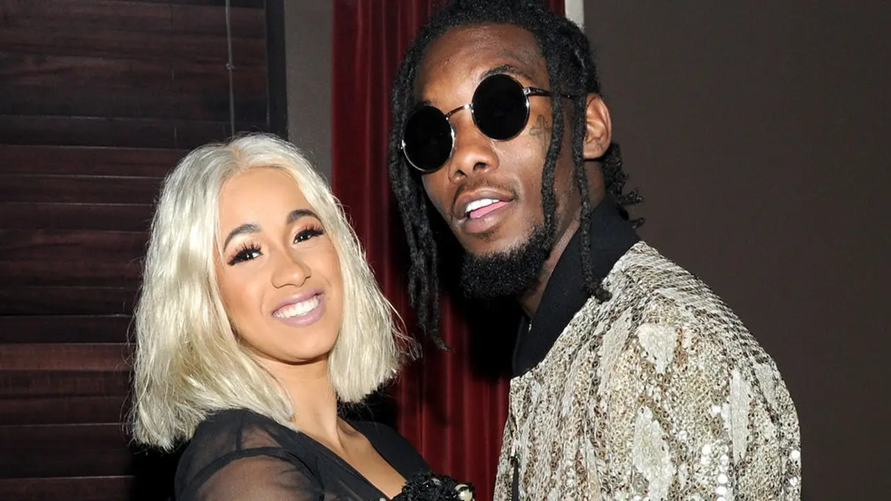 [Bintang] Cardi B - Offset