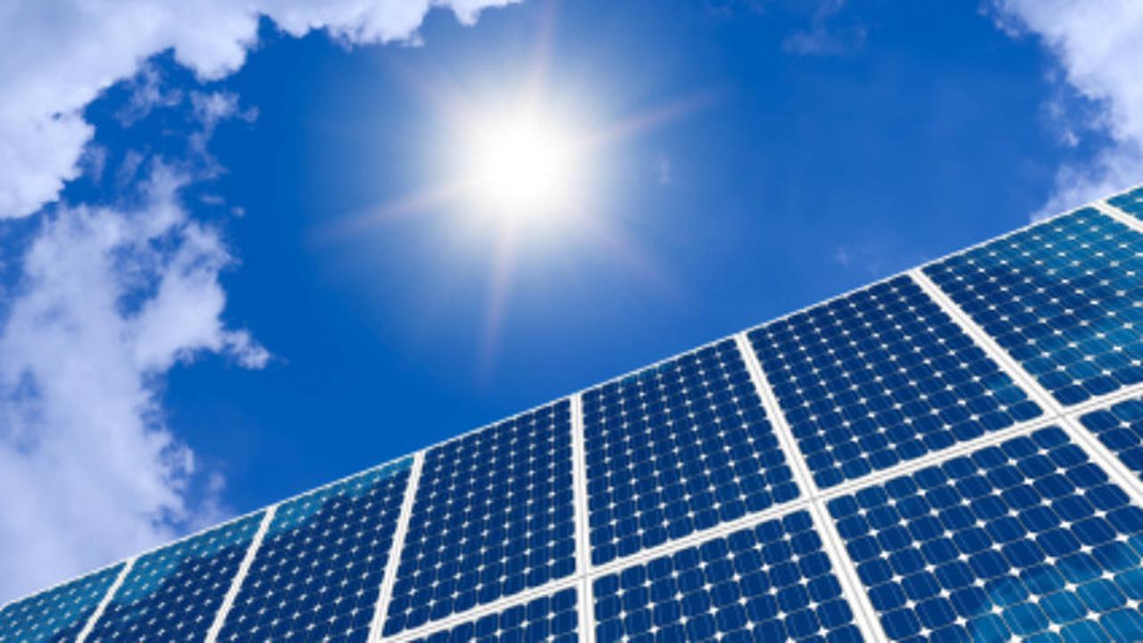 Ilustrasi panel surya