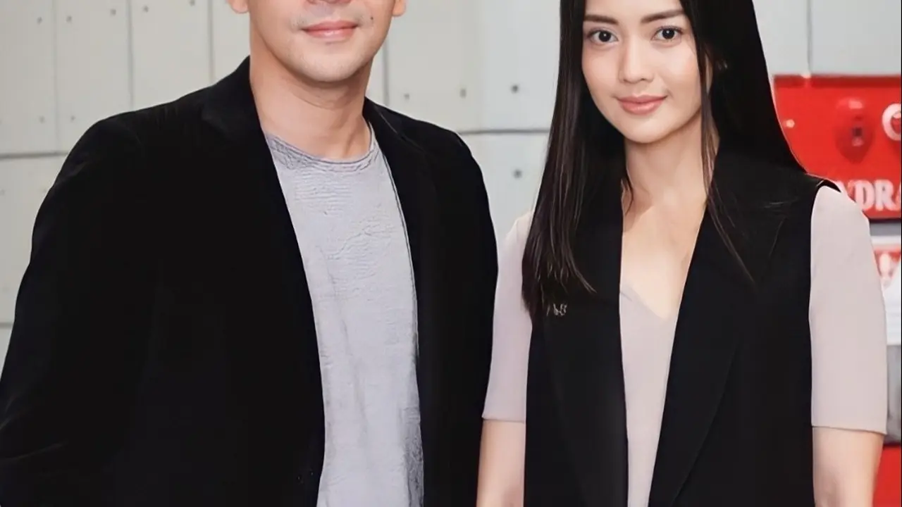 Ririn Dwi Ariyanti dan Jonathan Frizzy