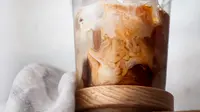 Kopi Susu Gula Aren Memikat dengan Aroma Khas, Tetap Perlu Bijak Menikmatinya