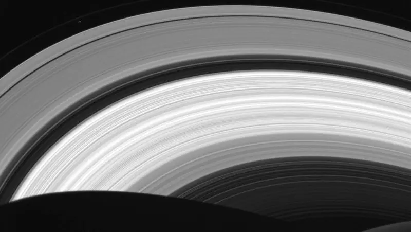 Cincin Saturnus (NASA/JPL-Caltech/Space Science Institute)
