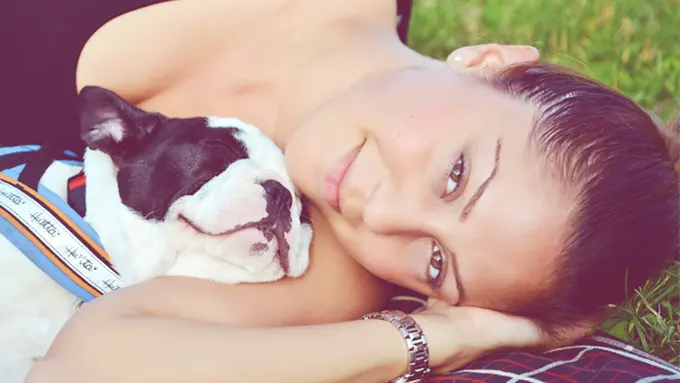 5 Cara Ampuh Sembunyikan Mata yang Terlihat Lelah