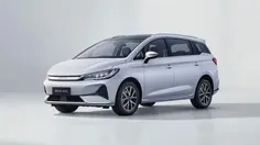 Harga Mobil Listrik BYD M6 Bekas per Oktober 2026