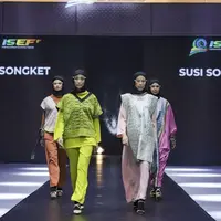 ISEF 2021 kembali digelar dengan mengusung tema “New Normal is Sustainable Fashion”. (Instagram/susi_songket).