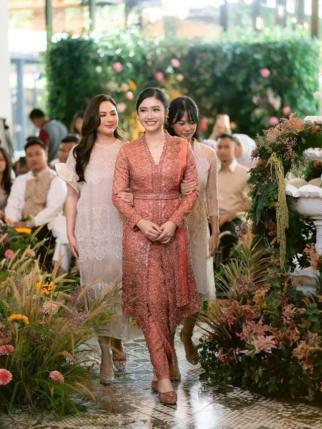 Febby Rastanty Tunangan