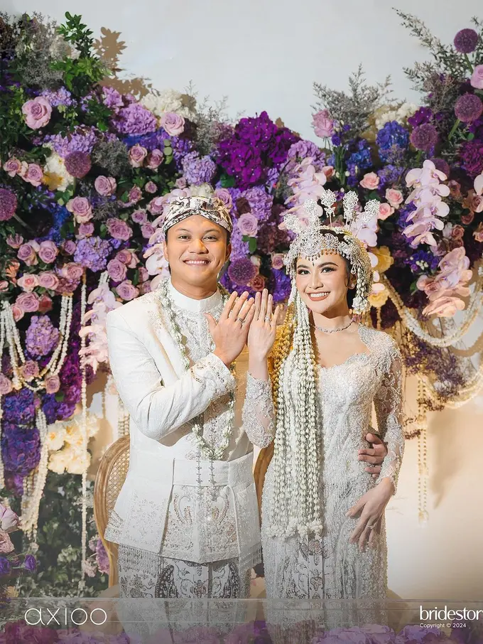 Kebaya di akad nikah Rizky Febian dan Mahalini Raharja