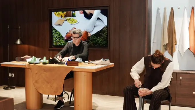 Melihat Lebih Dekat Seni Membuat Sepatu Kulit Italia di Arte Vivente Mario Minardi