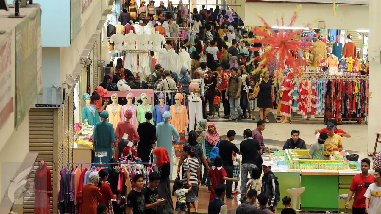 Kelompok penduduk berpenghasilan rendah mengalami kenaikan pengeluaran dari Rp 371.336 per bulan menjadi Rp 423.969 per bulan.