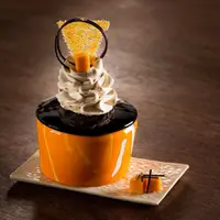 Dessert yang menggoda ini ternyata terbuat dari porselen. (Sumber Foto: Instagram/shayna_leib)