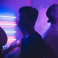 Osvaldorio kembali merilis single, yang kali ini disebut-sebut memiliki kelas internasional. (Nurman Abdul Hakim/Bintang.com)