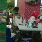 Di Pasar Cipete Utara dan Pasar Santa ditemukan bahan makanan mengandung formalin atau bahan pengawet mayat.
