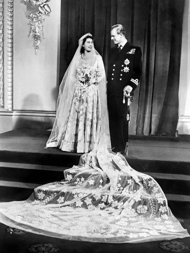 6 Potret Kenangan Pangeran Philip dan Ratu Elizabeth II Saat Muda, Gagah dan Berwibawa