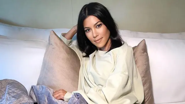 [Bintang] Kourtney Kardashian