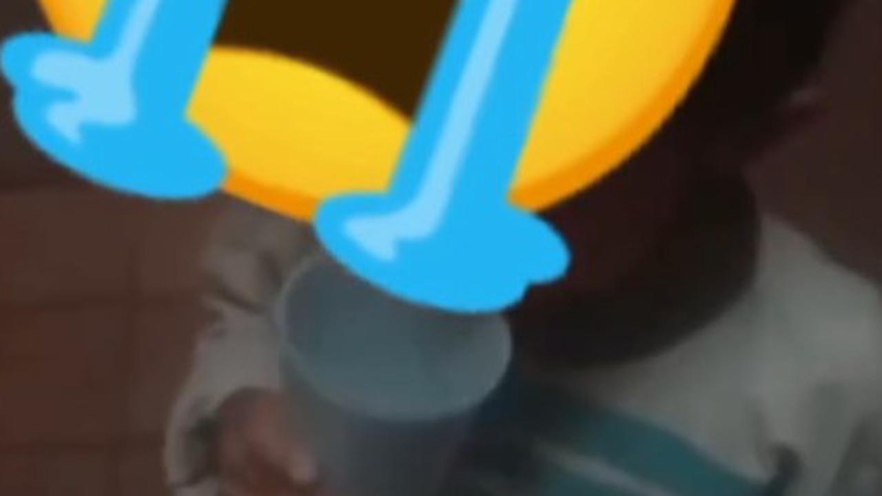 Ayah Bejat Aniaya & Paksa Anak Kandung Usia 5 Tahun Minum Air Closet, Divideokan buat Ancam Sang Istri