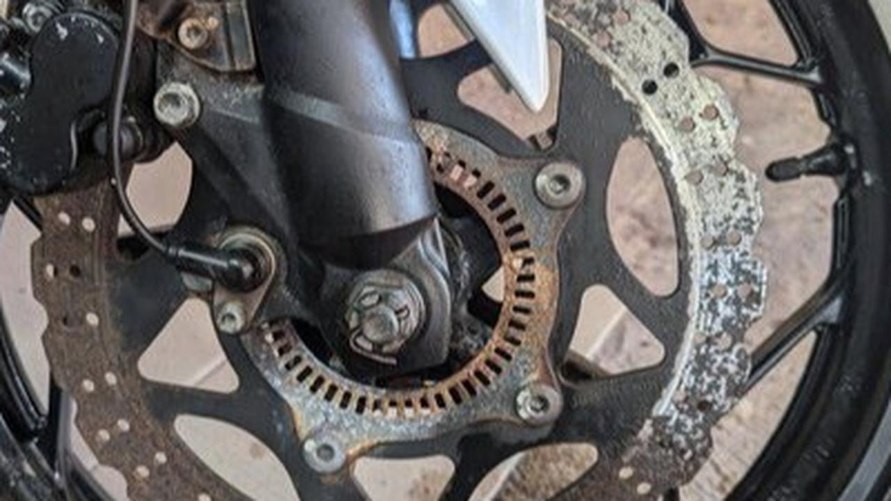 Cara Efektif Menghindari Karat pada Cakram Motor