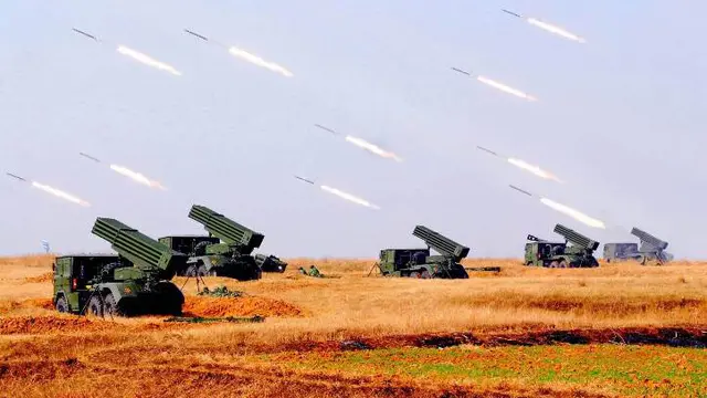 China militer 4
