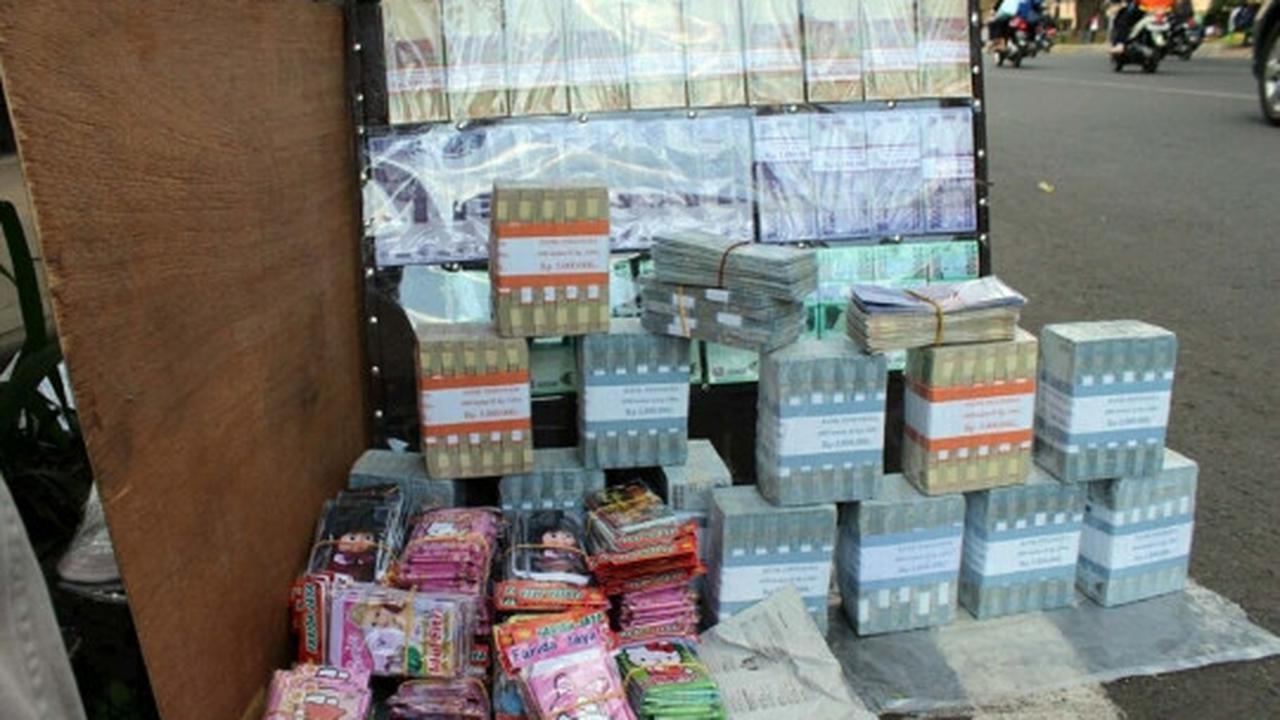 Jelang Lebaran, jasa penukaran uang mulai menjamur di Malang