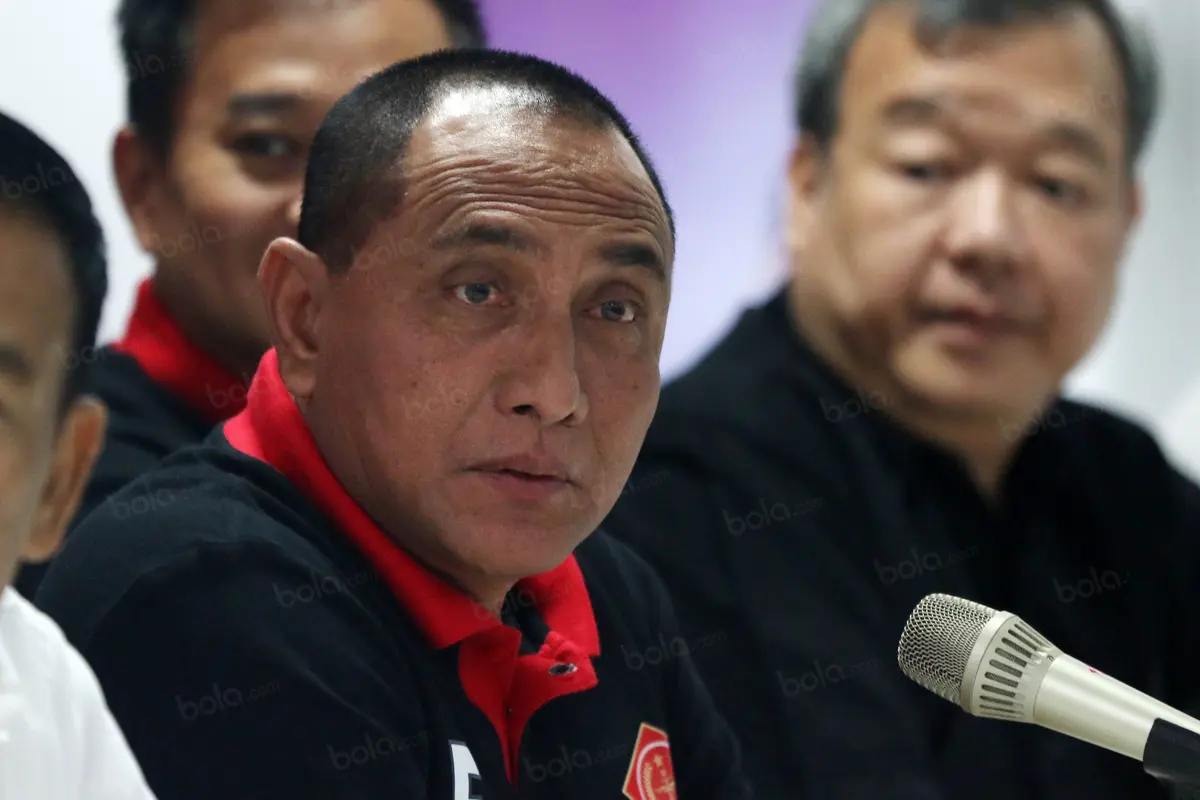 Pangkostrad Letjen TNI Edy Rachmayadi