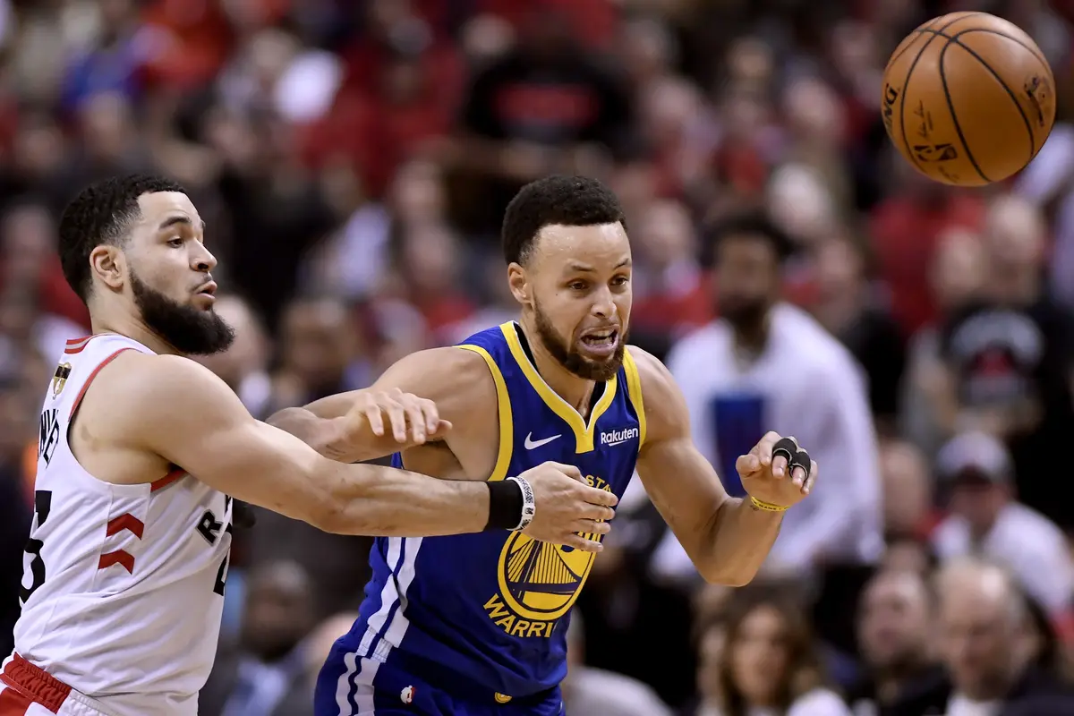 NBA Finals 2019: Warriors Curi Kemenangan di Kandang Raptors