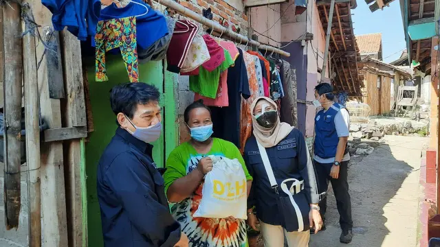 Gerakan Sukarela Solidaritas ASN Jabar Salurkan 7.946 Paket Sembako