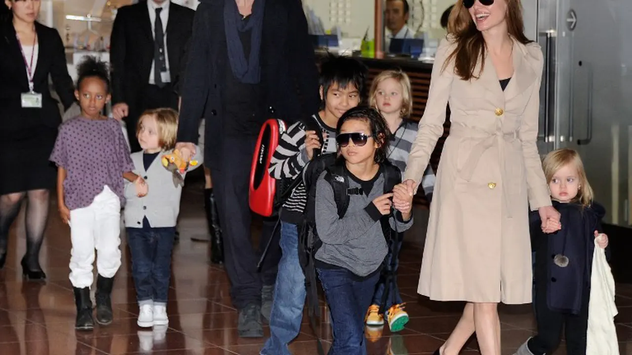 Angelina Jolie dan Brad Pitt sangat menghawatirkan keselamatan anak-anaknya. (AFP/Bintang.com)