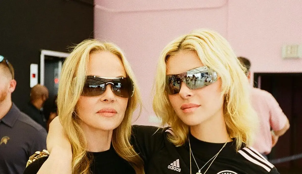 Meski banyak orang berpikir Nicola Peltz berhasil menjadi pusat perhatian publik setelah pernikahan, nyatanya ia memiliki panggungnya sendiri. (Foto: Instagram @nicolaannepeltzbeckham)