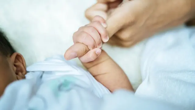 Ilustrasi bayi, kelahiran bayi