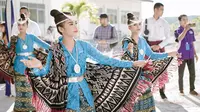 Para penari saat membuka Expo SMK, Festival Generasi Cerdas di Rote Ndao, NTT (15/05/2023) (Liputan6.com/HO)