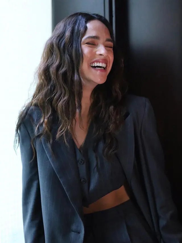 Adria Arjona [Foto: Instagram/adriaarjoa]