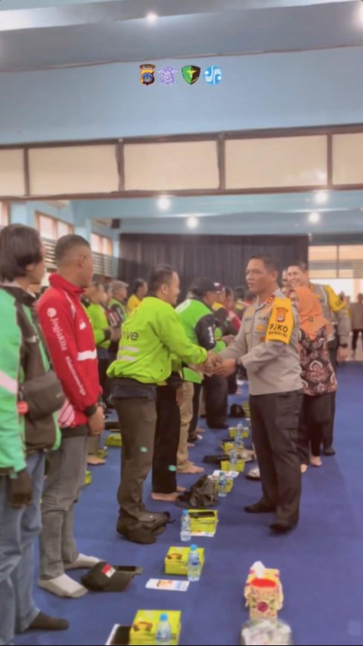 Ribuan Ojol Datang ke Kantor Polisi Polda DIY<br>