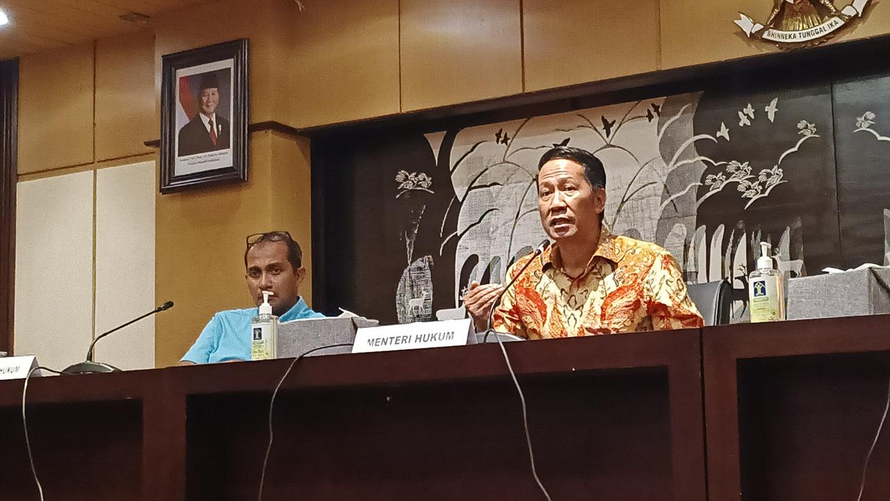 Bantah Yusril, Menkum Supratman Klaim Tak Ada Satu pun Koruptor yang Terima Amnesti dari Prabowo