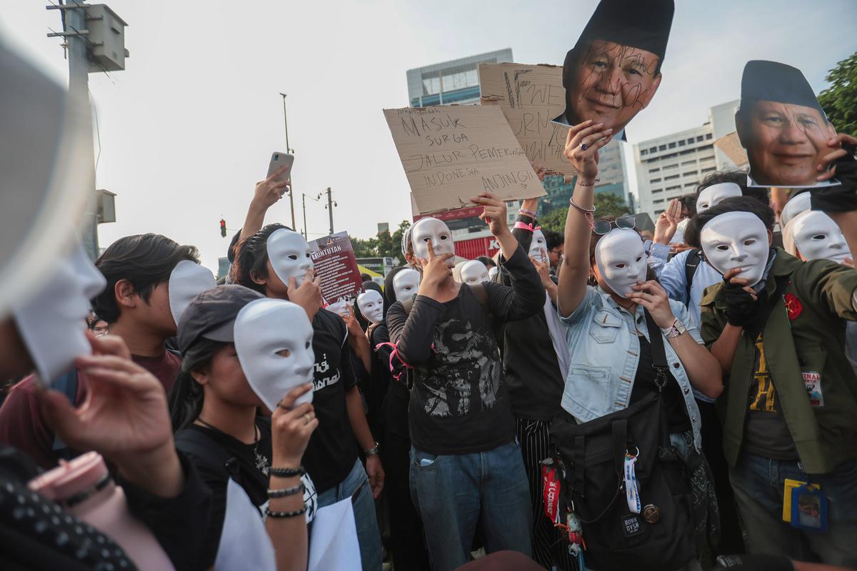 Soroti Karhutla di Kalimantan, Mahasiswa Desak Prabowo Bertanggung Jawab