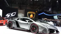 Veneno dikemas dengan mesin V12 berkapasitas 6,5 liter yang melontarkan tenaga sebesar 740 horse power (HP). 