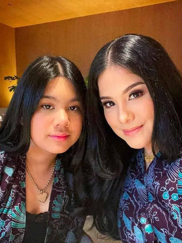 6 Momen Kompak Annisa Pohan dan Almira, Ibu Anak yang Disebut Bak Kakak Adik