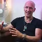 Vivian Campbell masih berharap bisa mengikuti tur bersama Def Leppard meskipun penyakit kankernya kambuh lagi.