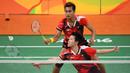 Tontowi Ahmad/Liliyana Natsir menjadi satu-satunya wakil Indonesia yang tersisa dan berhasil melaju ke final. (AFP/Jim Watson)
